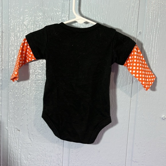 5 for $10 💜 0-3 month Halloween cat outfit - Picture 3 of 5